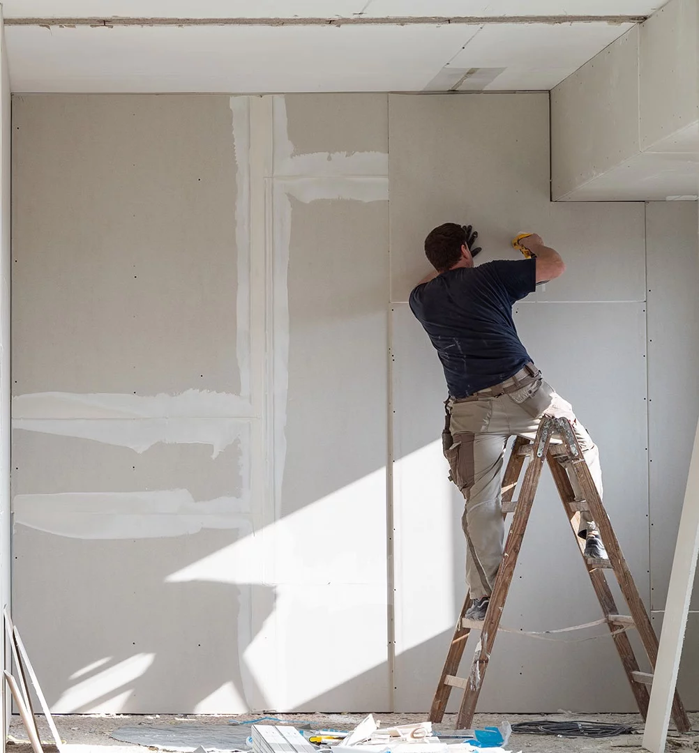 Jak znaleźć dobrą firmę remontową? Kompletny poradnik krok po kroku